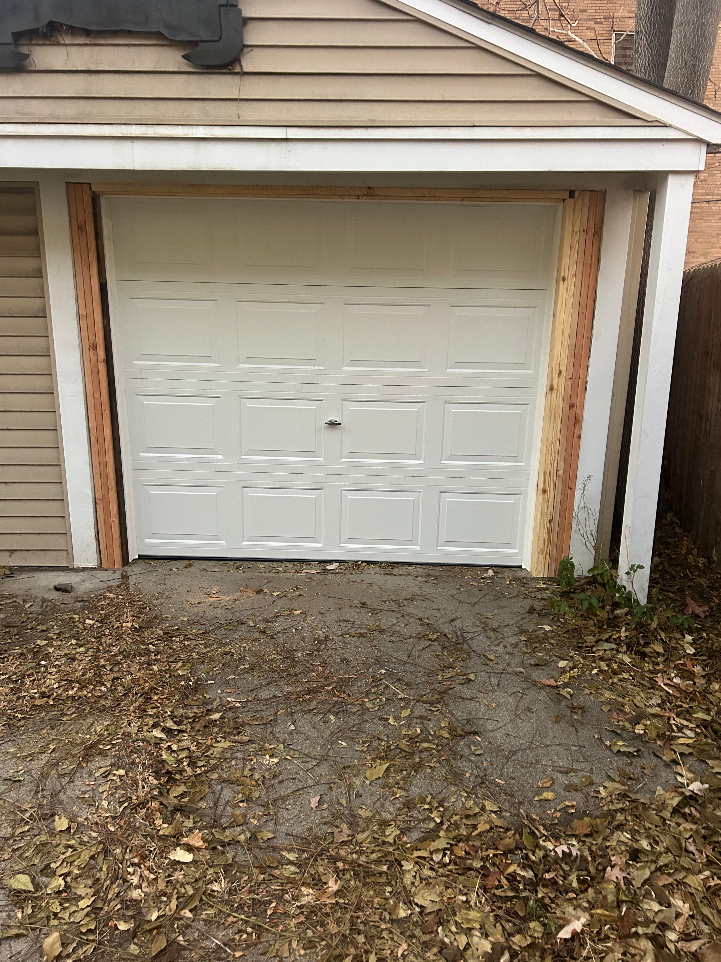 Project Quick and Reliable Garage Door Installation in Detroit image