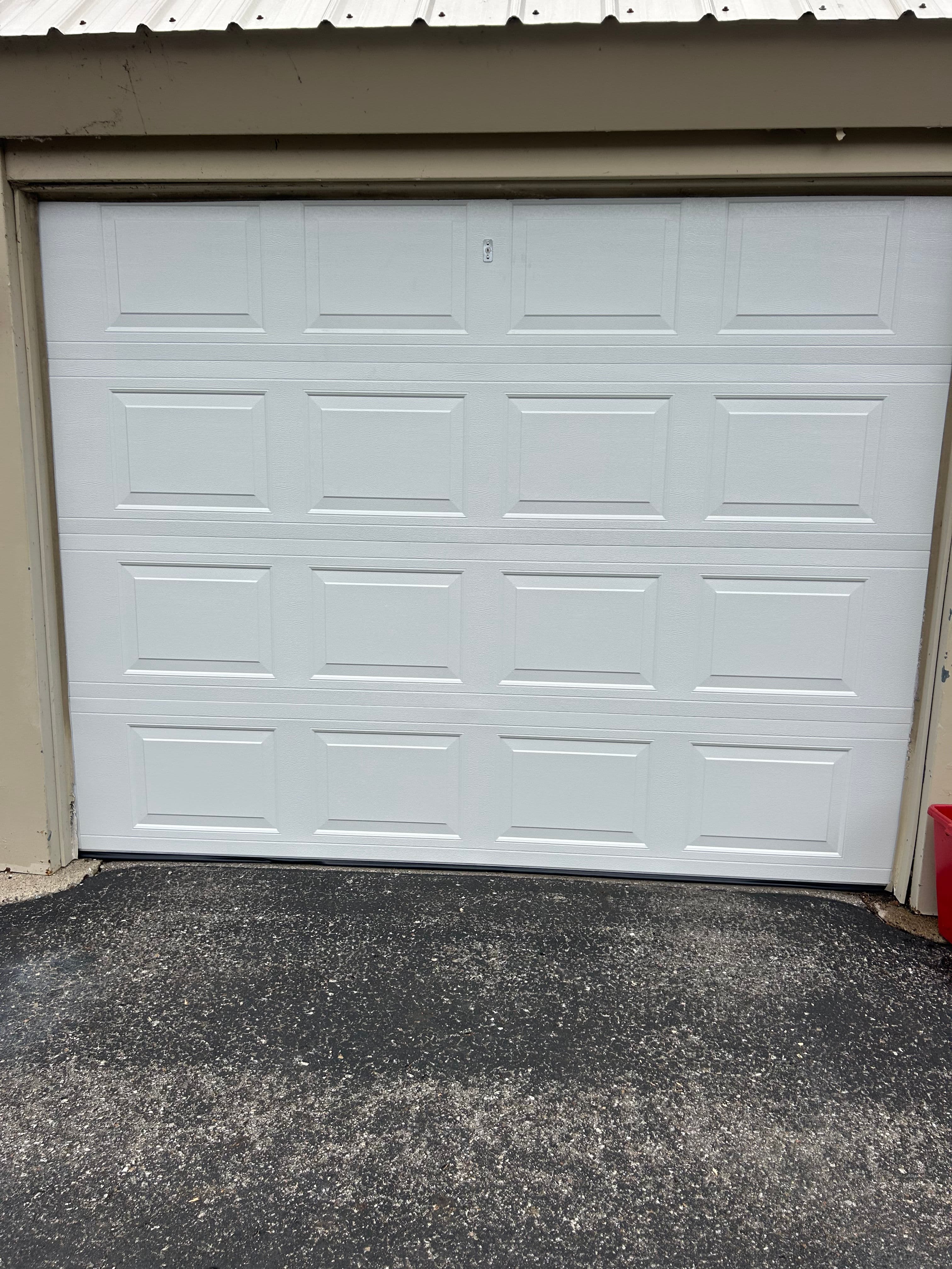 Project Garage Door Panel Replacement for Quick Convenience image