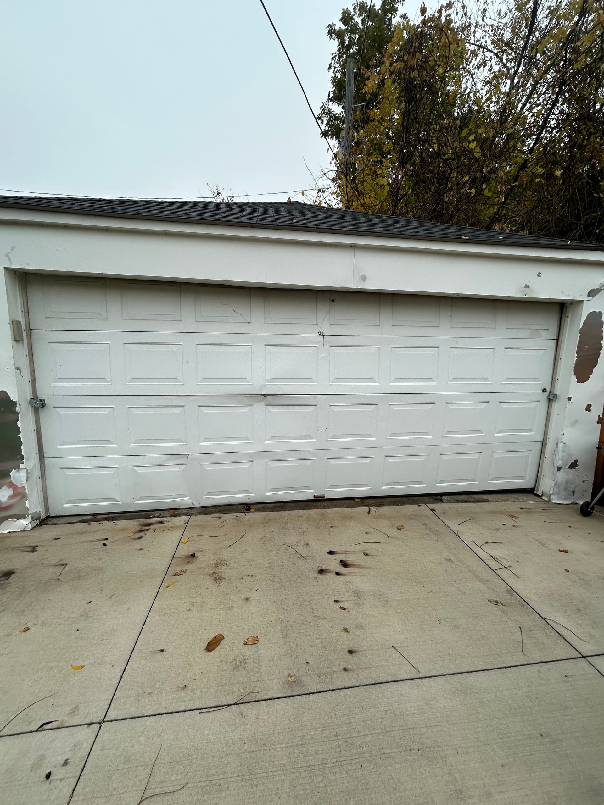 New 16x7 Non-Insulated Garage Door Installation in Detroit