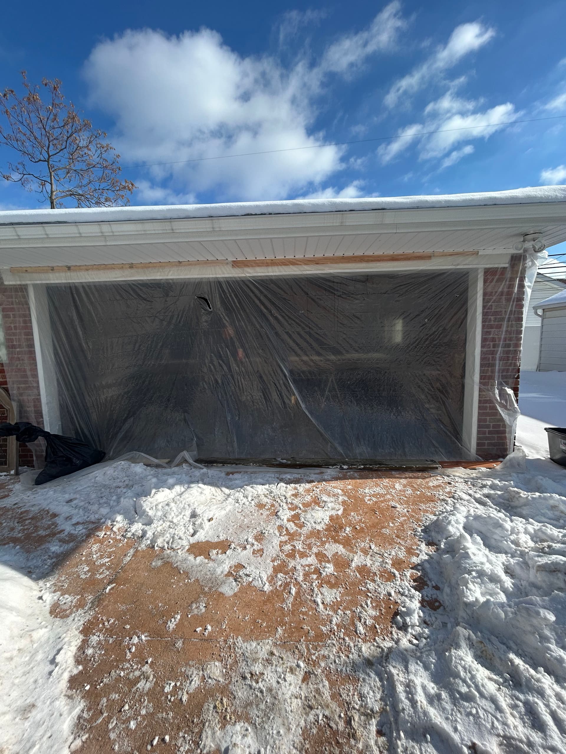 Gallery photos for Stunning Garage Door Installation in Dearborn: Image #1